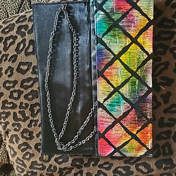 BCBG Max Mara Holographic Iridescent Clutch w/ Chain Strap Bag! - Picture 3 of 7